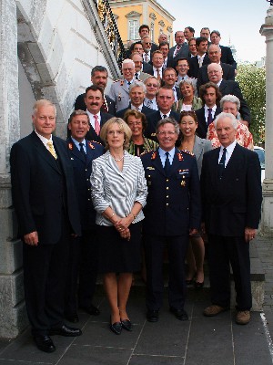 The chapter celebrated its 25th anniversary in June. Joining in the celebration are (front row, l-r) Brig. Gen. Reimar Scherz, GE A (Ret.), first chapter vice president; Baerbel Diekmann, lord mayor of Bonn; Maj. Gen. Klaus-Peter Treche, GEAF, chapter president; and Rear Adm. Willi Krauss, GE N (Ret.), former chapter president. In the second row (l-r) are Lt. Gen. Heinza Marzi, GEAF, deputy chief of the GEAF; Sigrid Treche; Andrea Kubeile, second chapter vice president; and Ingrid Hollinde, a founding member of the chapter.
